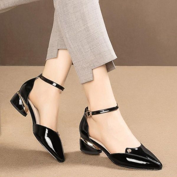 dress shoes 2021 summer women sandals patent leather ankle strap medium heels pumps office female sandalias mujer 8148l, Black
dress shoes 2021 summer women sandals patent leather ankle strap medium heels pumps office female sandalias mujer 8148l, Black