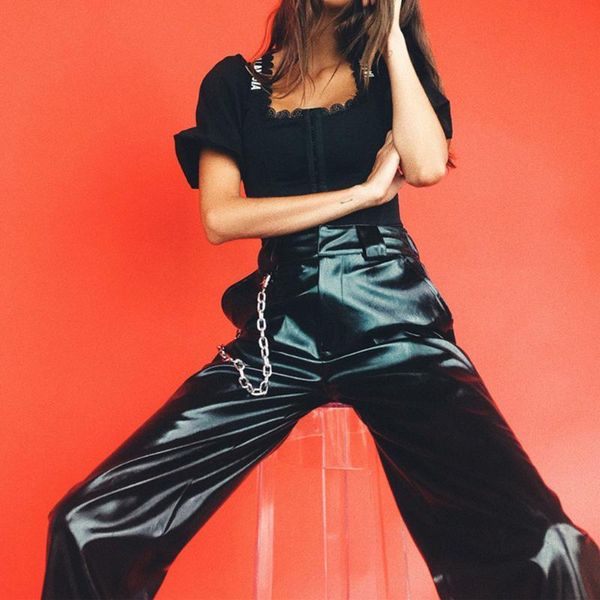 women's pants & capris pu leather wide leg hip hop women black trousers casual woman loose elastic waist pencil joggers, Black;white
women's pants & capris pu leather wide leg hip hop women black trousers casual woman loose elastic waist pencil joggers, Black;white