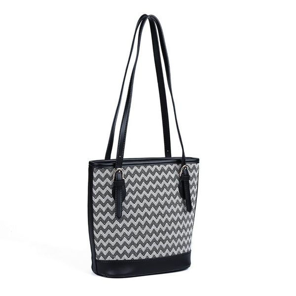 shoulder bags spring 2021 arrivel simple fashion women's bucket bag rhombic wave handbag bag/ct35432
shoulder bags spring 2021 arrivel simple fashion women's bucket bag rhombic wave handbag bag/ct35432