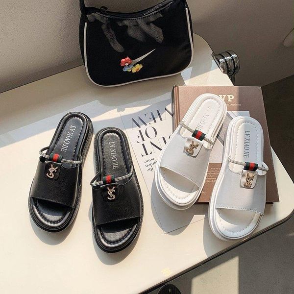 slippers latest fashion woman pu casual women outdoor designer vacation beach sandals flip flops shoes, Black
slippers latest fashion woman pu casual women outdoor designer vacation beach sandals flip flops shoes, Black