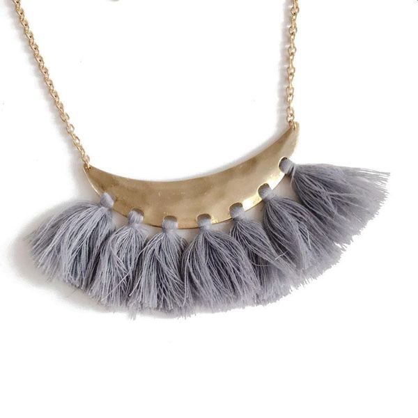 chokers bohemian cotton thread multi cluster tassel chocker necklace crescent shape alloy with gray fringe for women gift, Golden;silver
chokers bohemian cotton thread multi cluster tassel chocker necklace crescent shape alloy with gray fringe for women gift, Golden;silver
