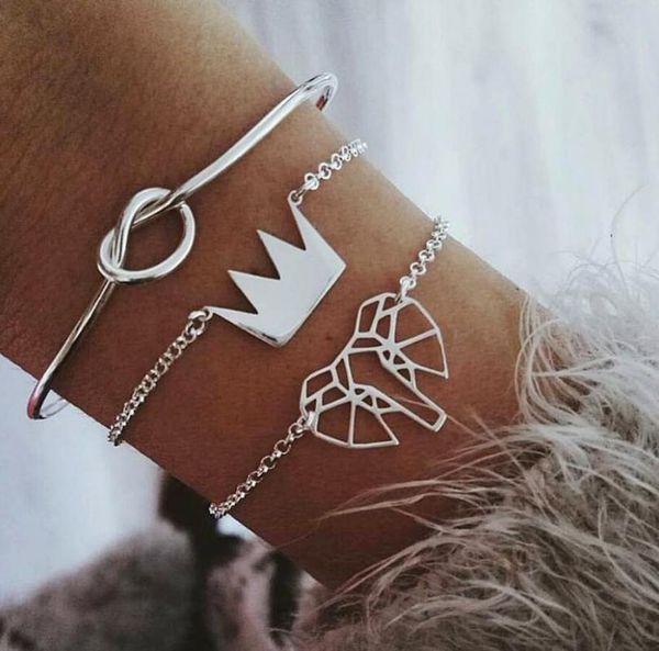 3pcs/set hollow-out geometric knot crown charms bracelet adjustable silver metal chain set for women open bangle, Black
3pcs/set hollow-out geometric knot crown charms bracelet adjustable silver metal chain set for women open bangle, Black