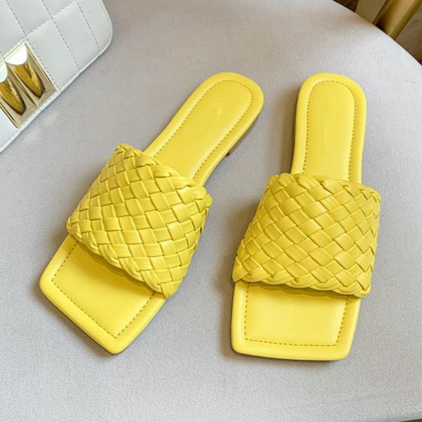 slippers design summer women mules shoes ladies sandals square toe slides casual flats yellow white beach woman, Black
slippers design summer women mules shoes ladies sandals square toe slides casual flats yellow white beach woman, Black