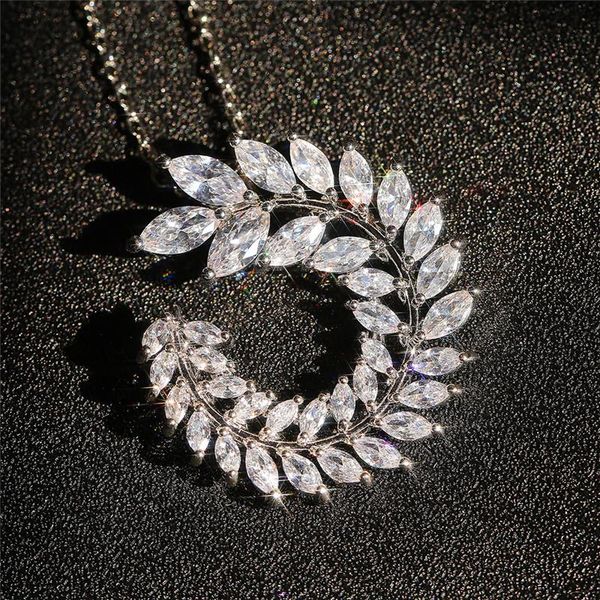 simple all-match inlaid zircon leaf shape necklace fashion clavicle chain, women's four seasons charm jewelry pendant necklaces, Silver
simple all-match inlaid zircon leaf shape necklace fashion clavicle chain, women's four seasons charm jewelry pendant necklaces, Silver