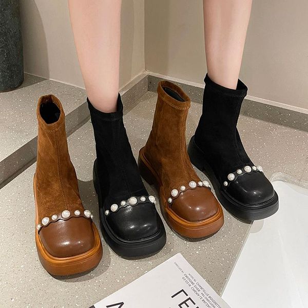 boots shoes lady winter footwear luxury designer boots-women flat heel 2021 autumn ankle rock fashion rubber low rome solid flo, Black
boots shoes lady winter footwear luxury designer boots-women flat heel 2021 autumn ankle rock fashion rubber low rome solid flo, Black