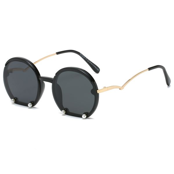 sunglasses for kids or childs comfortable fashion glass lenses summer outdoor useing traveling babys gift, White;black
sunglasses for kids or childs comfortable fashion glass lenses summer outdoor useing traveling babys gift, White;black