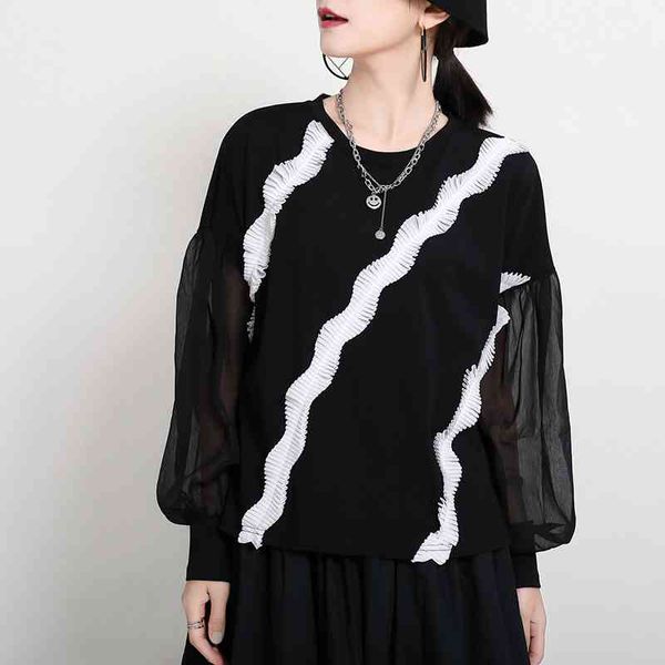 sweaters color contrast sew woman's dark wind niche wildlife design shirt, White;black
sweaters color contrast sew woman's dark wind niche wildlife design shirt, White;black