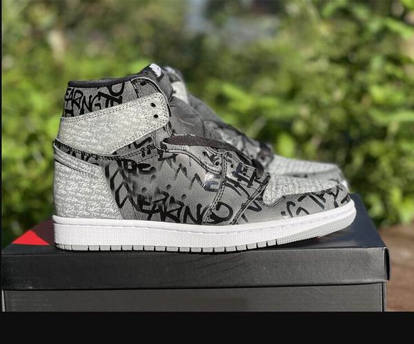 1 high og rebellionaire mens basketball shoes womens 1s black white-particle grey outdoor running sports 555088-036 sneakers with original b
1 high og rebellionaire mens basketball shoes womens 1s black white-particle grey outdoor running sports 555088-036 sneakers with original b