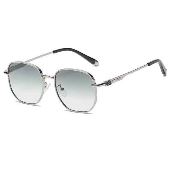 sunglasses fashion modern european and american trend retro men women common net red star same, White;black
sunglasses fashion modern european and american trend retro men women common net red star same, White;black