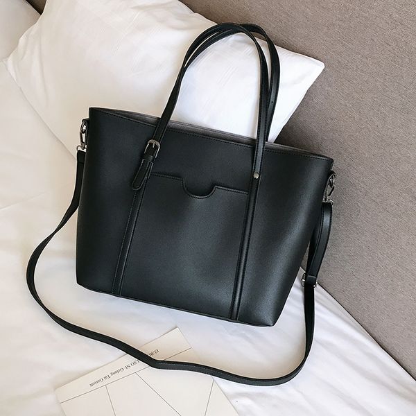 womens shoulder bag large capacity magazine ladies handbags new female shopper bag business messenger bag girl computer bags
womens shoulder bag large capacity magazine ladies handbags new female shopper bag business messenger bag girl computer bags