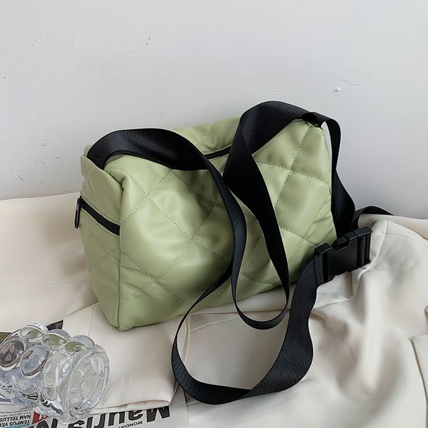 high capacity lingge pu leather big crossbody bags for women 2021 summer fashion simple shoulder handbag ladies green a3t38
high capacity lingge pu leather big crossbody bags for women 2021 summer fashion simple shoulder handbag ladies green a3t38