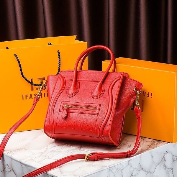 factory advanced smiling face bag women's wing one shoulder messenger bag leather red bridal wedding luxuryss designerss yw
factory advanced smiling face bag women's wing one shoulder messenger bag leather red bridal wedding luxuryss designerss yw