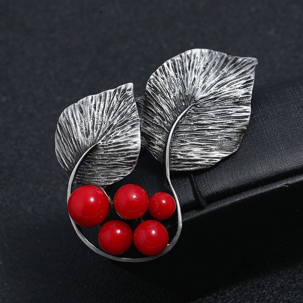 factory wholesale creative stone imitation pearl exaggerated large leaf flower brooch temperament women's cardigan suit coat accessorie
factory wholesale creative stone imitation pearl exaggerated large leaf flower brooch temperament women's cardigan suit coat accessorie