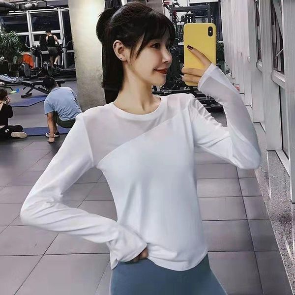 yoga outfit breathable mesh stitching fitness t-shirt women gym quick-drying running sports training long-sleeved autumn top
yoga outfit breathable mesh stitching fitness t-shirt women gym quick-drying running sports training long-sleeved autumn top