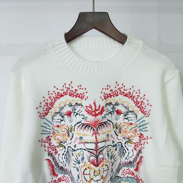 women's sweaters abstract flower embroidered round neck long sleeve knit blouse woman p1po, White;black
women's sweaters abstract flower embroidered round neck long sleeve knit blouse woman p1po, White;black