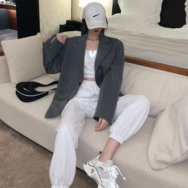 women's suits & blazers han edition reflective vests pants suit + 8613 film firm offers oversize grey jacket, White;black
women's suits & blazers han edition reflective vests pants suit + 8613 film firm offers oversize grey jacket, White;black