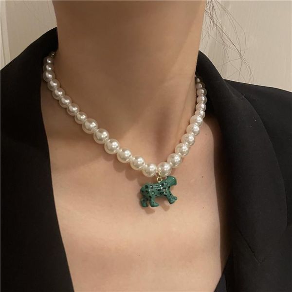 chains ins wind pearl short clavicle chain millennial personality spray paint leopard animal pendant necklace temperament female, Silver
chains ins wind pearl short clavicle chain millennial personality spray paint leopard animal pendant necklace temperament female, Silver
