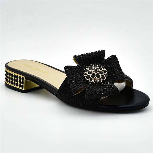 dress shoes arrival luxury women decorated with rhinestone sandals slip on for italy design african party pumps, Black
dress shoes arrival luxury women decorated with rhinestone sandals slip on for italy design african party pumps, Black