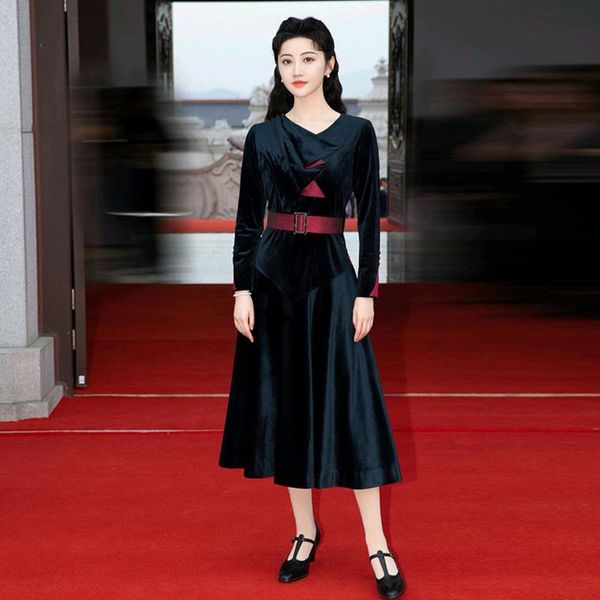 runway autumn women's fashion party workplace vintage elegant gentlewoman red color matching midi velvet dress casual dresses, Black;gray
runway autumn women's fashion party workplace vintage elegant gentlewoman red color matching midi velvet dress casual dresses, Black;gray
