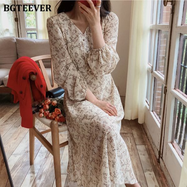 bgteever vintage v-neck buttons lace-up female chiffon dress full sleeve midi dress elegant casual floral print women dress 2021, Black;gray
bgteever vintage v-neck buttons lace-up female chiffon dress full sleeve midi dress elegant casual floral print women dress 2021, Black;gray
