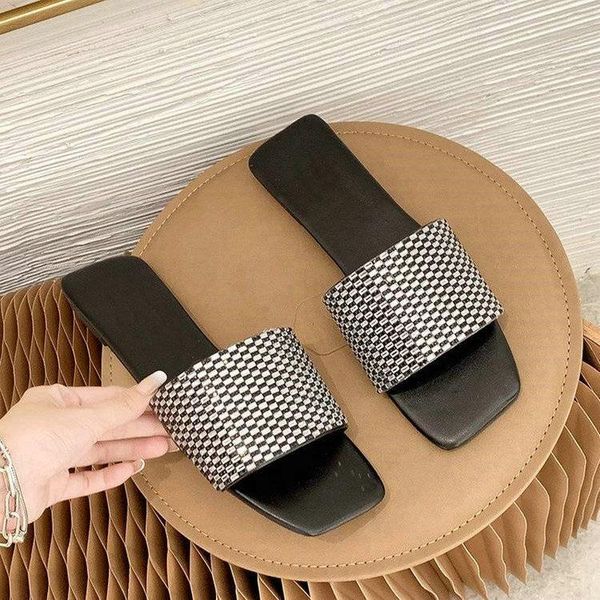 big size 35-42 women slippers sequin luxury design flat slipper summer sandals open toe ladies beach slip on slides shoes, Black
big size 35-42 women slippers sequin luxury design flat slipper summer sandals open toe ladies beach slip on slides shoes, Black