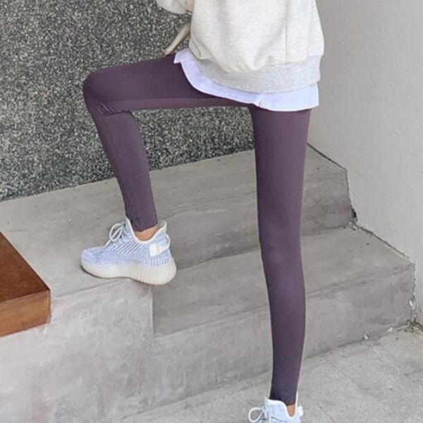 yoga outfit high waist naked feeling leggings push up sport women fitness running pants energy seamless gym girl
yoga outfit high waist naked feeling leggings push up sport women fitness running pants energy seamless gym girl