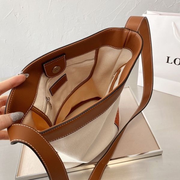 2021 early spring luo yiwei splicing bucket single shoulder messenger bag canvas women's bag0l4h
2021 early spring luo yiwei splicing bucket single shoulder messenger bag canvas women's bag0l4h