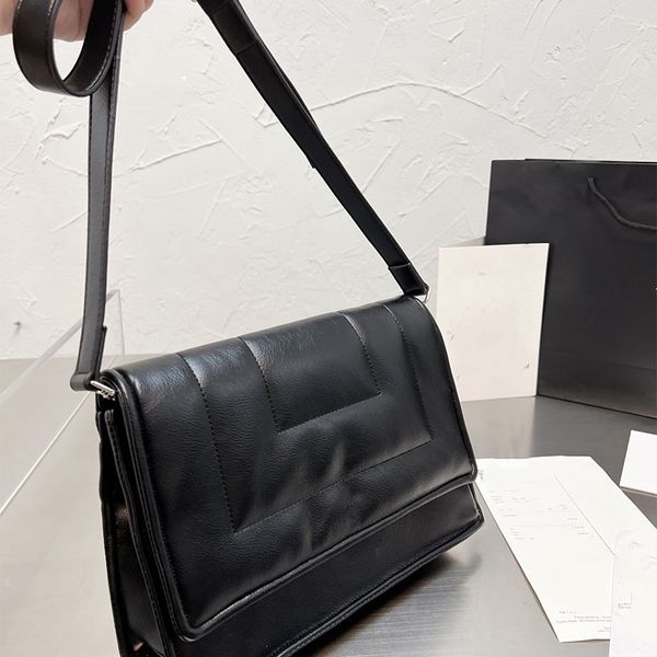 2021 classic fashion lady bags designer handbag luxury sheepskin soft casual outdoor shoulder bag high-end shopping bag crossbody with gift
2021 classic fashion lady bags designer handbag luxury sheepskin soft casual outdoor shoulder bag high-end shopping bag crossbody with gift