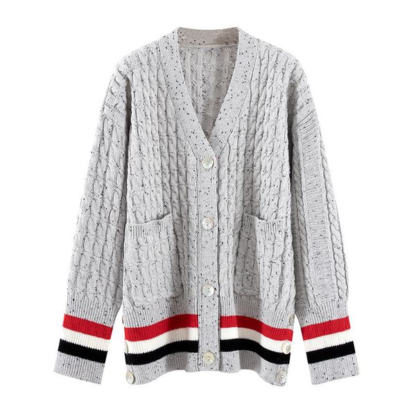korean minority 2021 early autumn new single breasted design stripe long sleeves with knitted cardigan coat women's fashion, White;black
korean minority 2021 early autumn new single breasted design stripe long sleeves with knitted cardigan coat women's fashion, White;black
