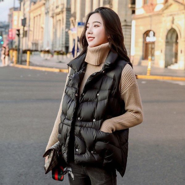 women's vests zcwxm ultra light vest winter women 90% white duck down jacket warm waistcoat female sleeveless dames coat, Black;white
women's vests zcwxm ultra light vest winter women 90% white duck down jacket warm waistcoat female sleeveless dames coat, Black;white
