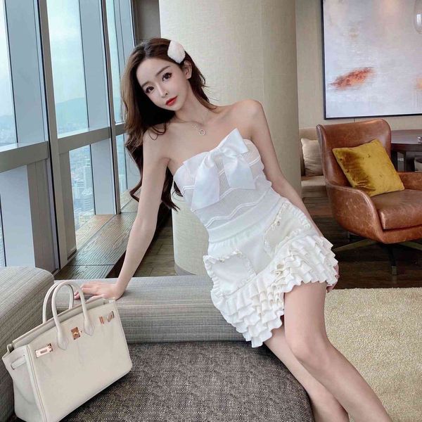 two piece dress 2021 summer french white above knee pleated skirt mini skirts for women new fashion solid color wrap chest tw
two piece dress 2021 summer french white above knee pleated skirt mini skirts for women new fashion solid color wrap chest tw