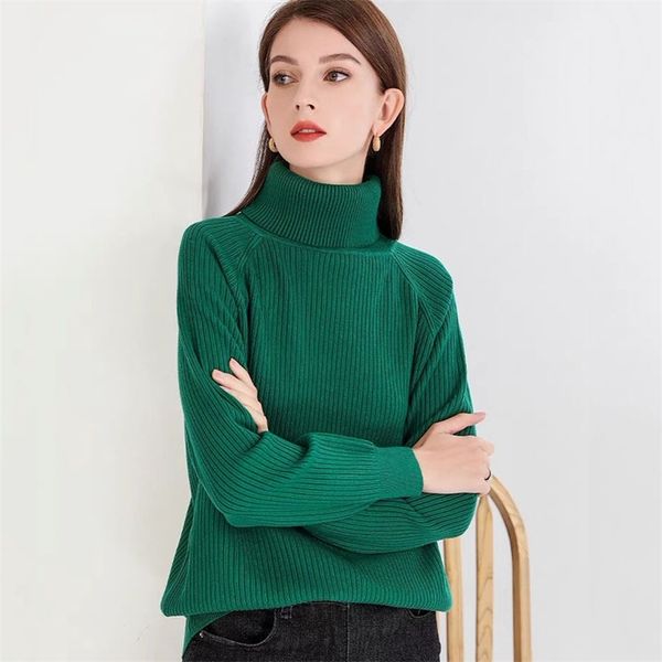 2021 autumn and winter pullover sweater womens thick short loose high neck knitted bottomed shirt with temperament outside sweater, White;black
2021 autumn and winter pullover sweater womens thick short loose high neck knitted bottomed shirt with temperament outside sweater, White;black