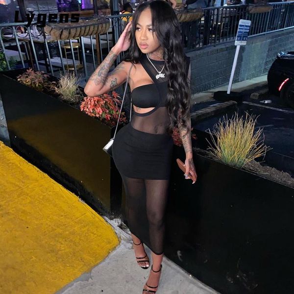 casual dresses lygens 2021 sleeveless see through splicing net yarm solid three pieces set women midi fashion ladie evening party dress, Black;gray
casual dresses lygens 2021 sleeveless see through splicing net yarm solid three pieces set women midi fashion ladie evening party dress, Black;gray