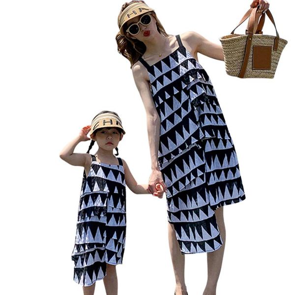 family matching outfits "mother daughter dresses spring clothes floral cotton sleeveless mom and dress mommy me ", Blue
family matching outfits "mother daughter dresses spring clothes floral cotton sleeveless mom and dress mommy me ", Blue