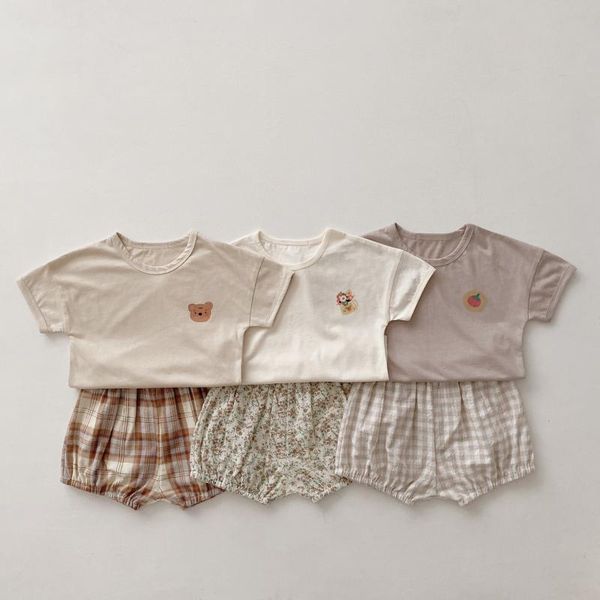 clothing sets 2021 summer toddler baby boy girl solid cotton short sleeve + kid floral printed pattern loose pp pant 2pcs set, White
clothing sets 2021 summer toddler baby boy girl solid cotton short sleeve + kid floral printed pattern loose pp pant 2pcs set, White