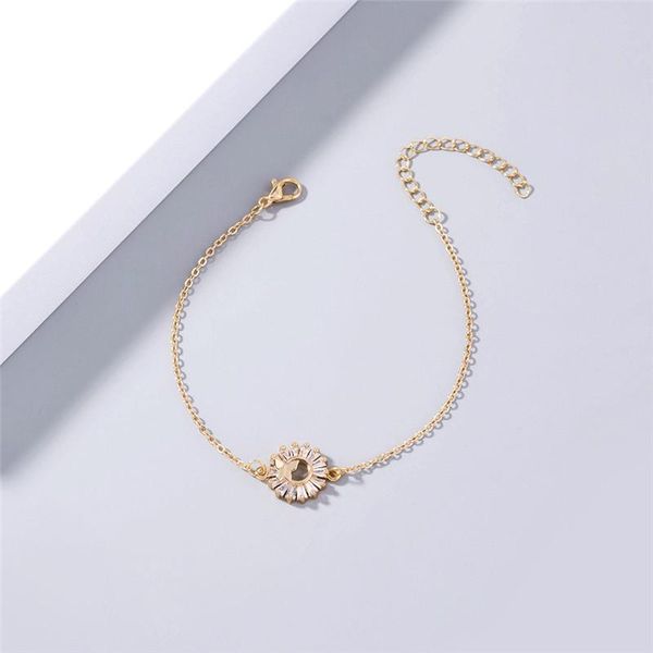 charm bracelets nurmwung korean style fashion butterfly circle zircon for woman simple and cute light luxury jewelry accessories, Golden;silver
charm bracelets nurmwung korean style fashion butterfly circle zircon for woman simple and cute light luxury jewelry accessories, Golden;silver