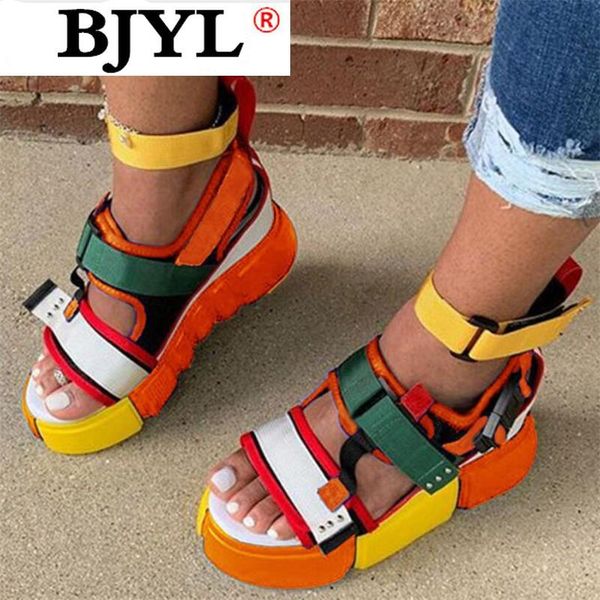 dress shoes 2021 platform sandals women wedge high heels hook&loop canvas summer zapatos mujer gladiator woman plus size, Black
dress shoes 2021 platform sandals women wedge high heels hook&loop canvas summer zapatos mujer gladiator woman plus size, Black