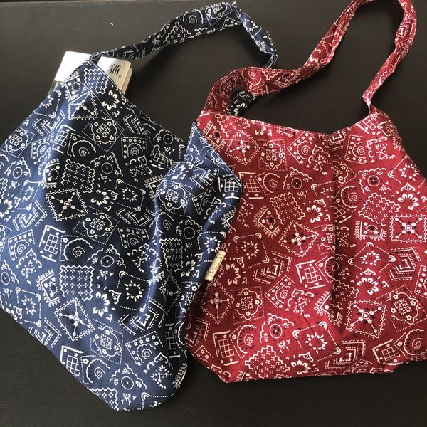 women thin cotton cloth shoulder bags large capacity ladies shopping travel casual tote simple pattern female reusable handbags
women thin cotton cloth shoulder bags large capacity ladies shopping travel casual tote simple pattern female reusable handbags