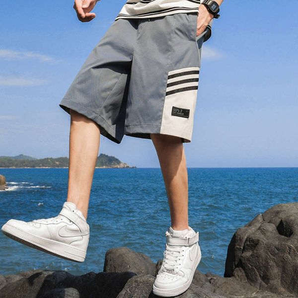 over the knee basketball shorts men's fashion brand casual baggy pants summer, White;black
over the knee basketball shorts men's fashion brand casual baggy pants summer, White;black