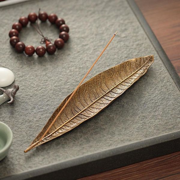 fragrance lamps alloy incense burner stick holder leaf line plate base temples yoga studios ornaments metal home decor 24.6*5.5*1.5cm
fragrance lamps alloy incense burner stick holder leaf line plate base temples yoga studios ornaments metal home decor 24.6*5.5*1.5cm