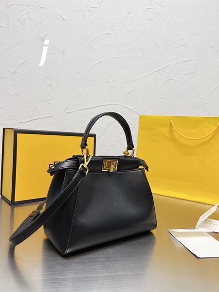 ladies brand handbags large-capacity fashion letter leather shoulder bags women's designer metal crossbody casual wallets
ladies brand handbags large-capacity fashion letter leather shoulder bags women's designer metal crossbody casual wallets