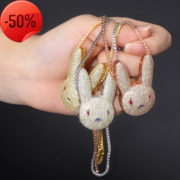 creative hip hop pendant with zircon rabbit necklace, Silver 
creative hip hop pendant with zircon rabbit necklace, Silver