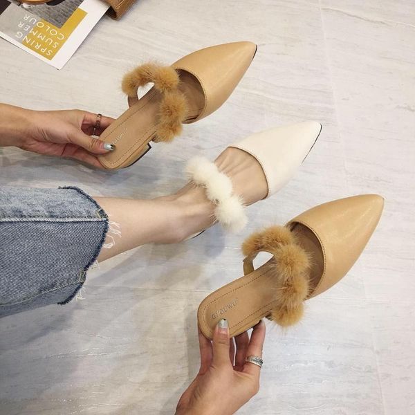 slippers 2021 fashion women mules shoes summer outdoor woman fur comfort slip on sandal point toe flat heel slides, Black
slippers 2021 fashion women mules shoes summer outdoor woman fur comfort slip on sandal point toe flat heel slides, Black