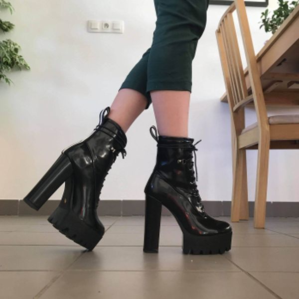 boots round toe black color patent leather chunky 13cm~14cm high heels platform ankle boots big size us5~us15
boots round toe black color patent leather chunky 13cm~14cm high heels platform ankle boots big size us5~us15