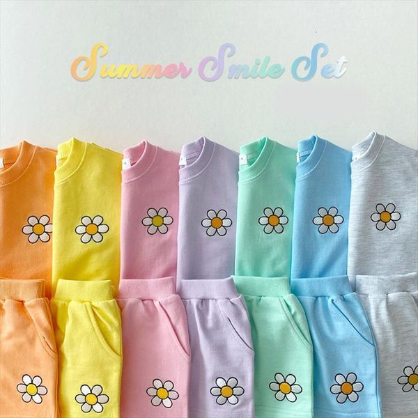 sunflower smiling cartoon 0 5 y boys girl clothing sets children summer short sleeve cotton shirts shorts clothe for teen, White
sunflower smiling cartoon 0 5 y boys girl clothing sets children summer short sleeve cotton shirts shorts clothe for teen, White
