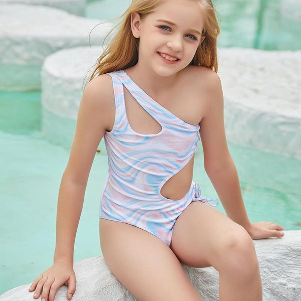 one-piece suits one shoulder tie-dye girls bathing suit kids swimsuits piece swimsuit hollow out bodysuit high waist tie swimwear 4-13years 
one-piece suits one shoulder tie-dye girls bathing suit kids swimsuits piece swimsuit hollow out bodysuit high waist tie swimwear 4-13years