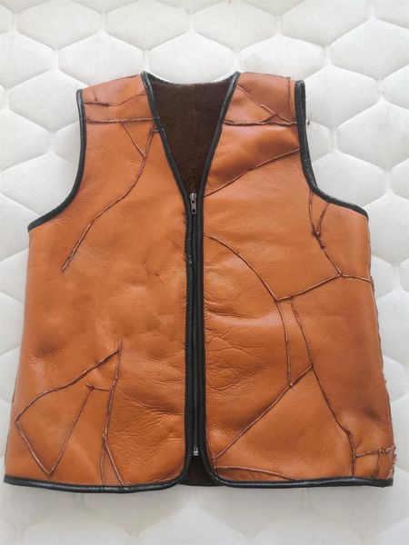 men's vests 2021 real sheepskin fur integrated vest warm v-neck stitching liner, Black;white
men's vests 2021 real sheepskin fur integrated vest warm v-neck stitching liner, Black;white