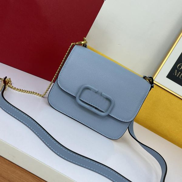 crossbody bag small handbag purse flap messenger bags epsom genuine leather fashion metal letter magnetic hasp retro bronze hardware high qu
crossbody bag small handbag purse flap messenger bags epsom genuine leather fashion metal letter magnetic hasp retro bronze hardware high qu