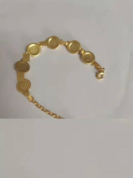 link, chain fashion luxury design v-logo earrings bracelet women european and american style generous elegant noble, Black
link, chain fashion luxury design v-logo earrings bracelet women european and american style generous elegant noble, Black