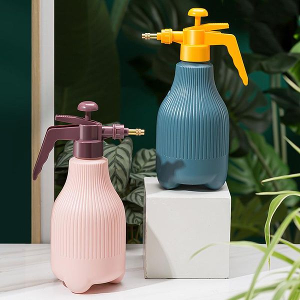 1.5l garden patio watering plant pot spray bottle plastic flowers seedling sprayer planting teapot equipments
1.5l garden patio watering plant pot spray bottle plastic flowers seedling sprayer planting teapot equipments